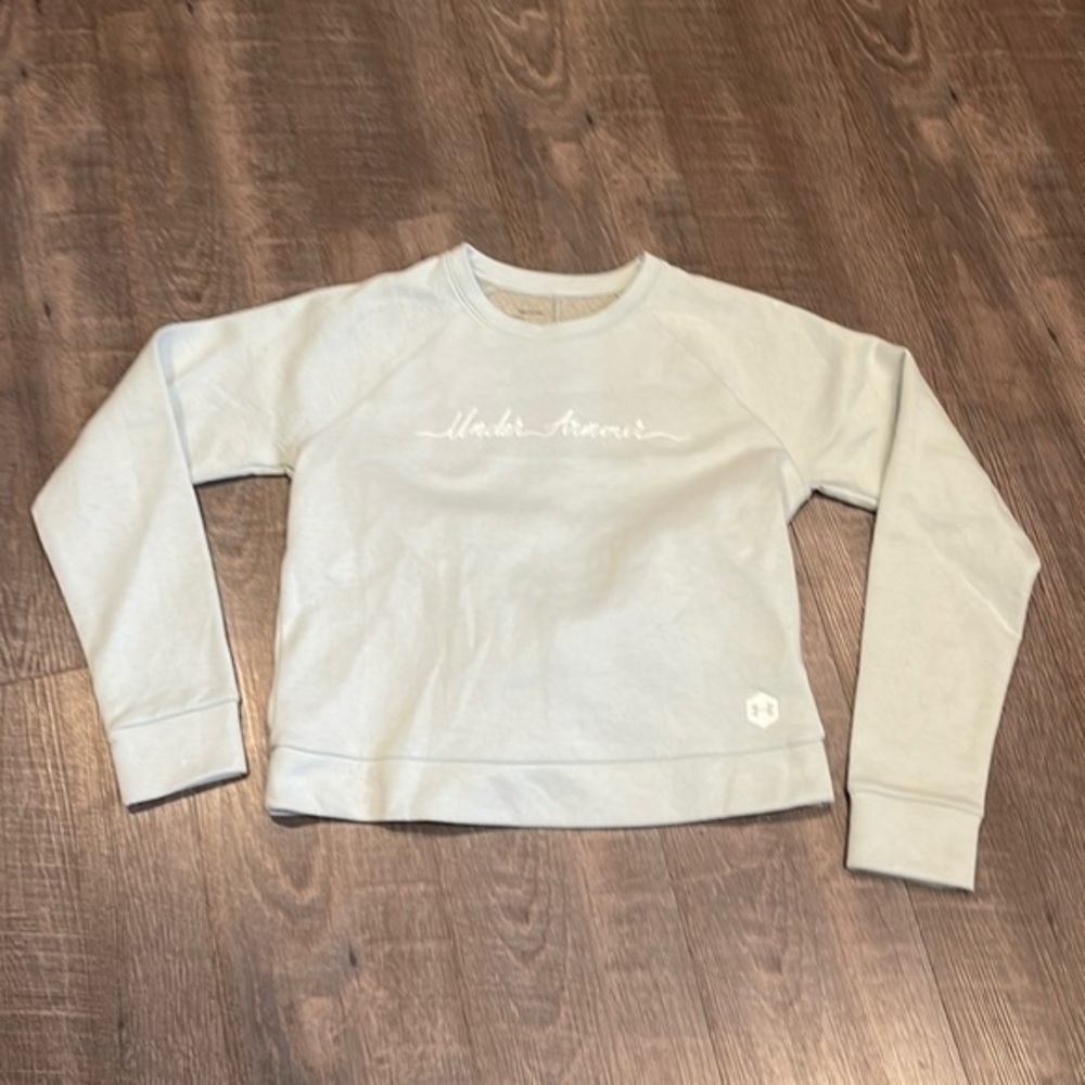 Under Armour athleisurewear pull over